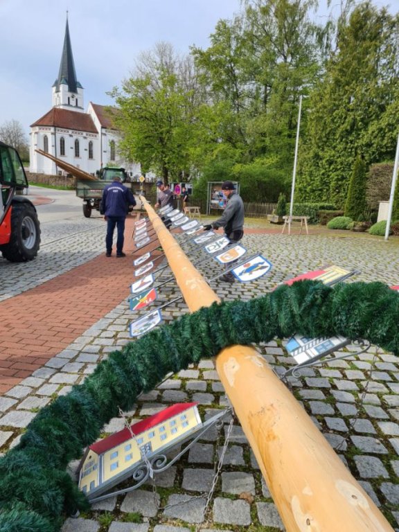 Maibaum Aufstellen 2023